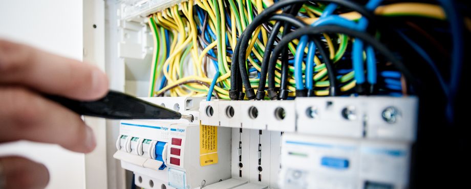 Reparaturen, Umrüstungen & Messungen